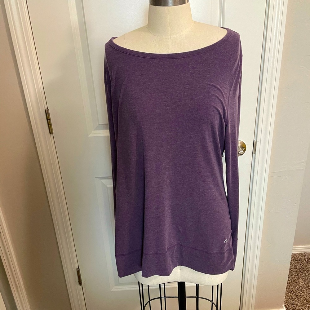 GapFit Breathe Yoga Top